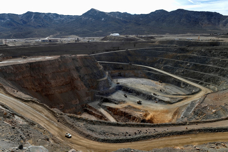 China draws a red line in rare earths